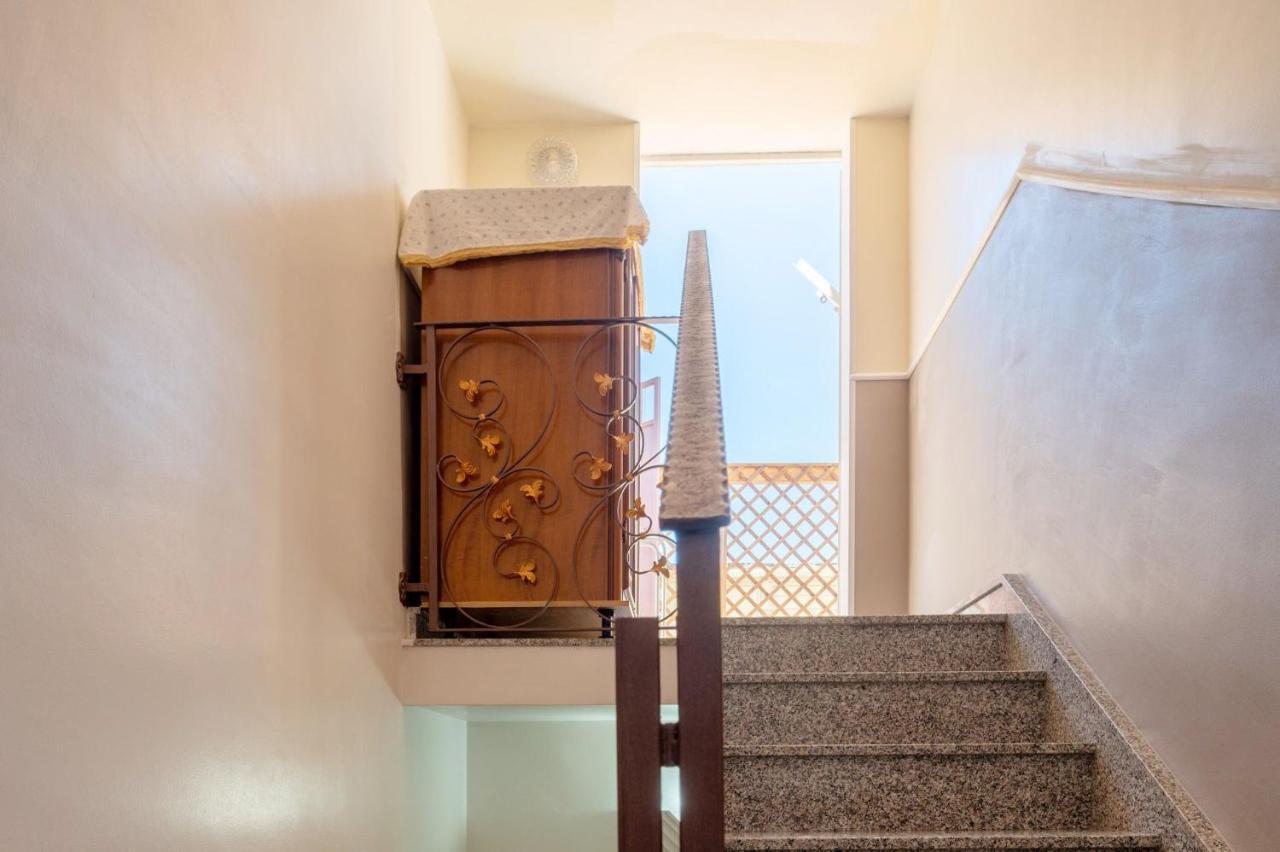 Bed and Breakfast A Casa Tua Affitti Brevi Noto Esterno foto